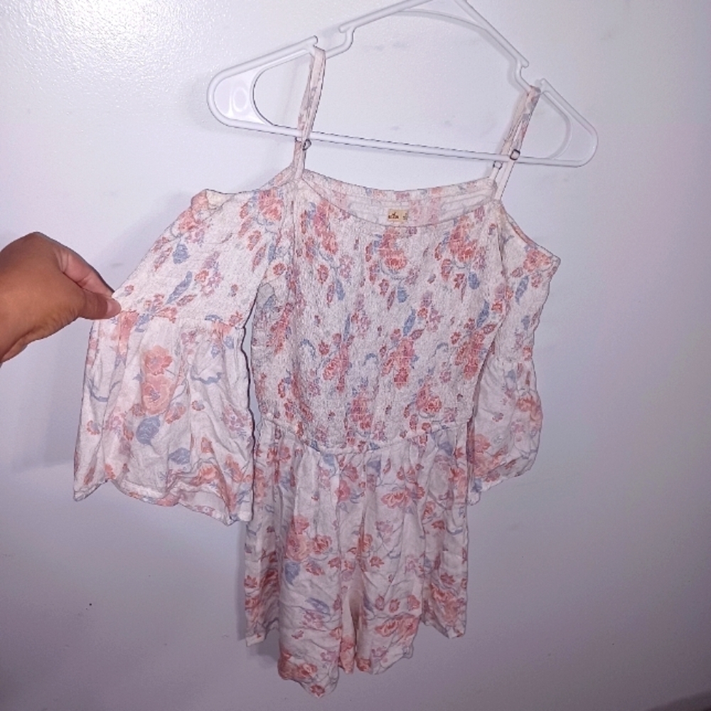 HOLLISTER- Open Shoulder - Romper - W Sz Small